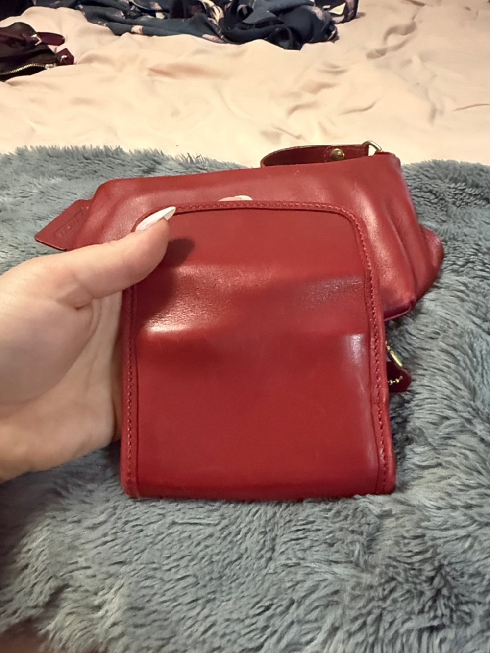 Coach Red Leather Shoulder Bag with Matching Wallet - Picture 4 of 8